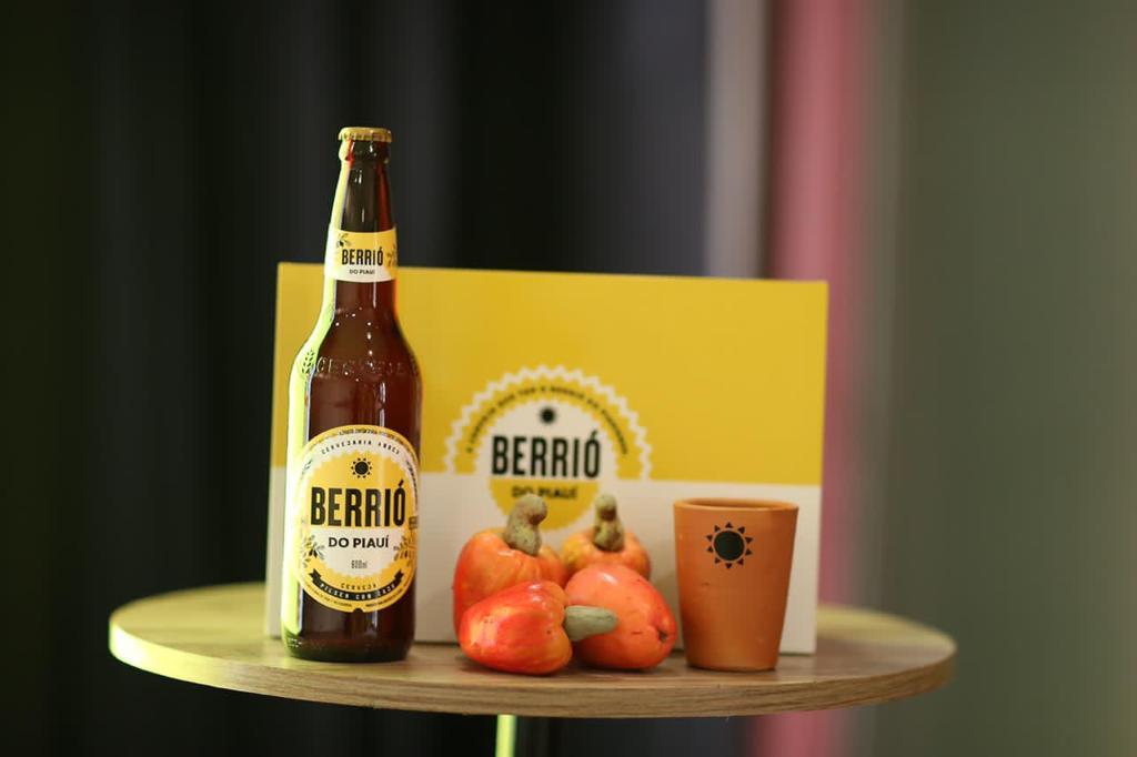 Ambev lança “Berrió” cerveja feita a partir do caju em homenagem ao Piauí